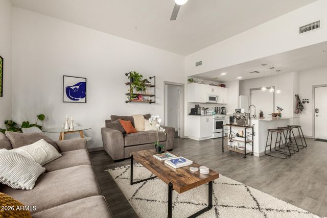 1130 N 2ND Street 308, Phoenix, AZ 85004