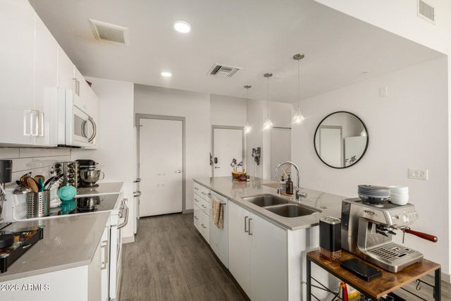 1130 N 2ND Street 308, Phoenix, AZ 85004