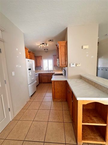 2010 NE 36th St, Lawton, OK 73501