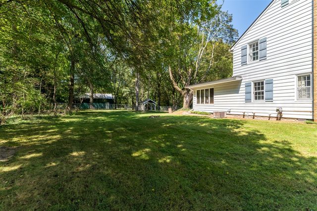 8620 S Westnedge Avenue, Portage, MI 49002