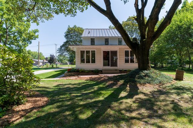 8620 S Westnedge Avenue, Portage, MI 49002