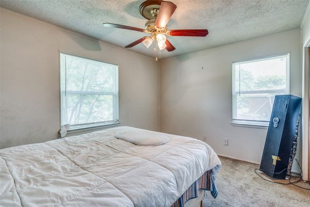 4744 Richard Street, Forest Hill, TX 76119