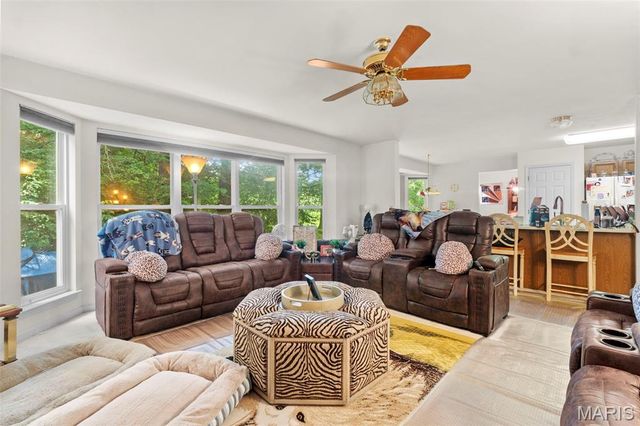 13600 Old Halls Ferry Road, Florissant, MO 63033