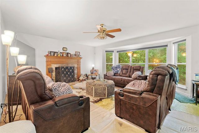 13600 Old Halls Ferry Road, Florissant, MO 63033