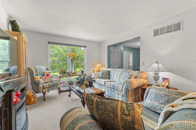 13600 Old Halls Ferry Road, Florissant, MO 63033