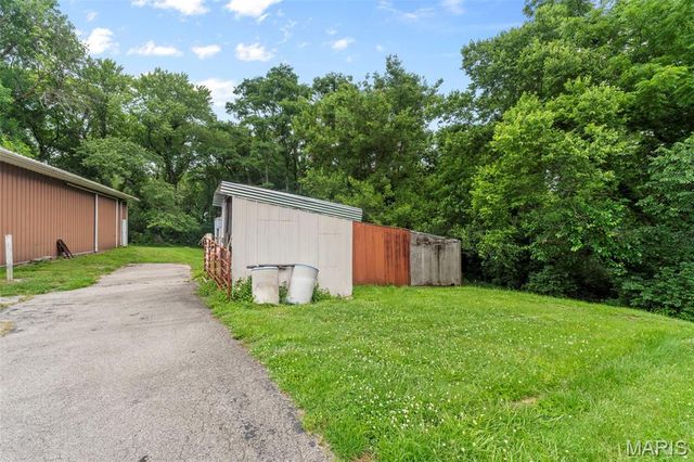 13600 Old Halls Ferry Road, Florissant, MO 63033
