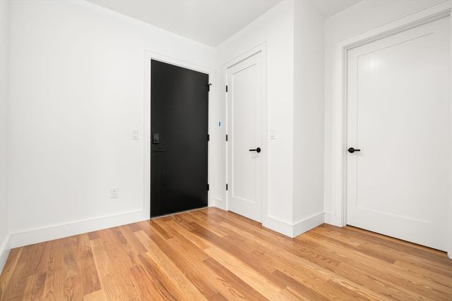 58 Kent U303, Brookline, MA 02445