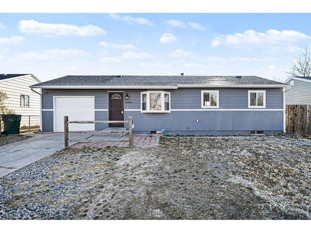 3402 Montrose St, Evans, CO 80620