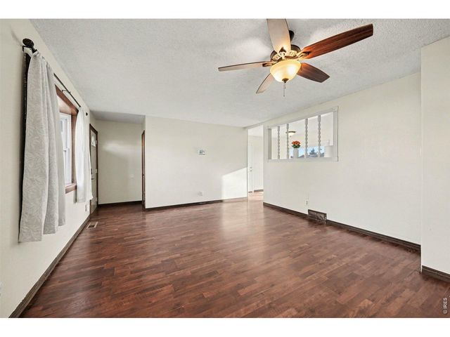 3402 Montrose St, Evans, CO 80620