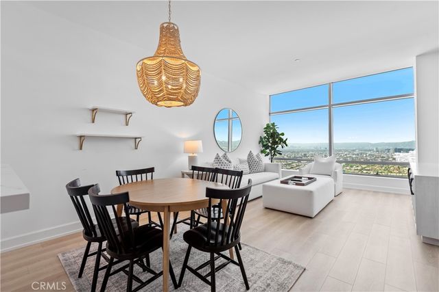 900 W Olympic Boulevard 34F, Los Angeles, CA 90015