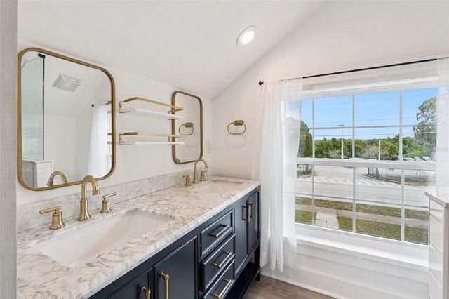 1016 WASHINGTON AVENUE, Eustis, FL 32726