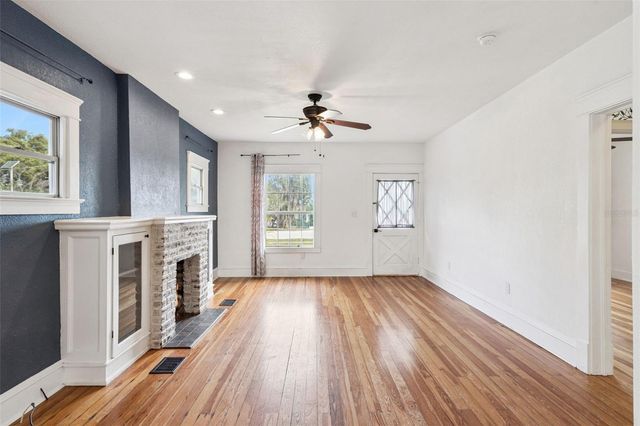 1016 WASHINGTON AVENUE, Eustis, FL 32726