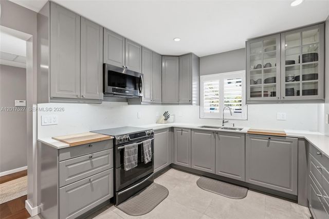 4002 S Cypress Lane P17, Pompano Beach, FL 33069