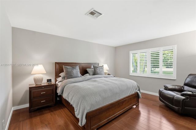 4002 S Cypress Lane P17, Pompano Beach, FL 33069