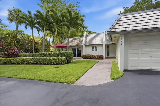 4002 S Cypress Lane P17, Pompano Beach, FL 33069