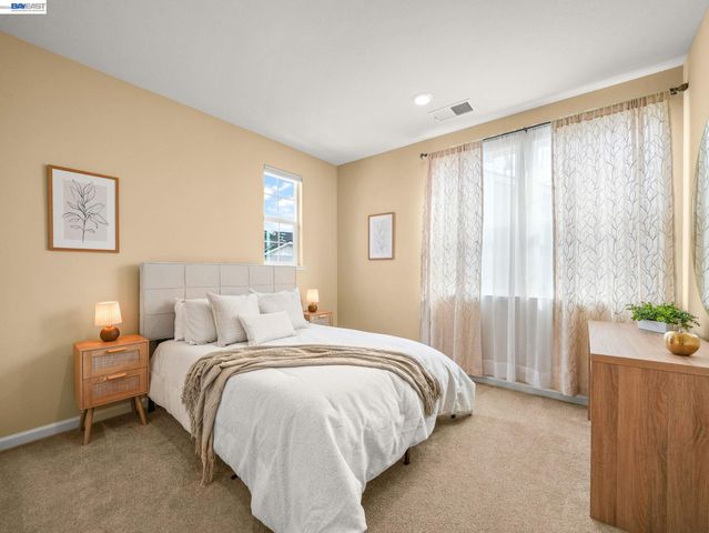 7045 Coombsville Loop, Dublin, CA 94568