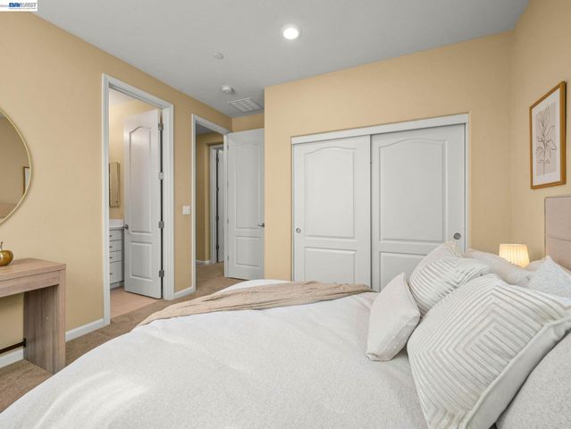 7045 Coombsville Loop, Dublin, CA 94568