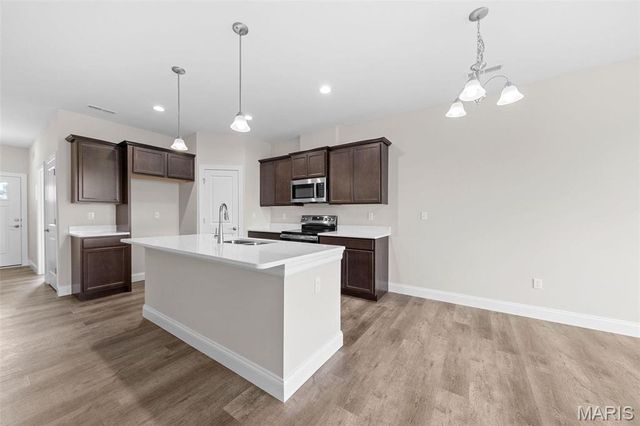 871 Walter Way, Washington, MO 63090