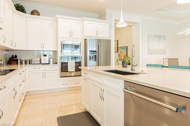 5065 TORTOLA CT, Naples, FL 34113