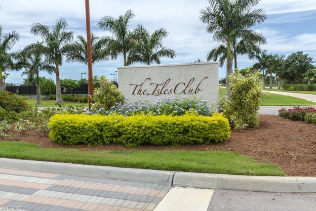 5065 TORTOLA CT, Naples, FL 34113