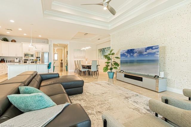 5065 TORTOLA CT, Naples, FL 34113