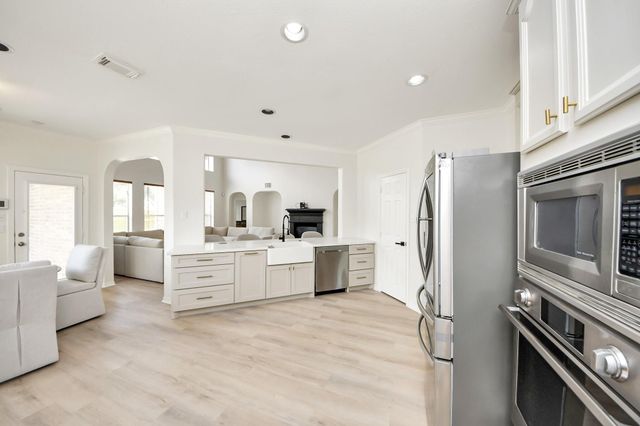 527 Little River Court, Richmond, TX 77406
