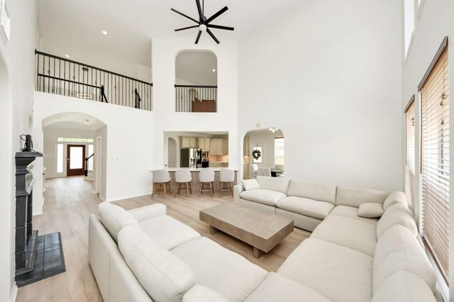 527 Little River Court, Richmond, TX 77406