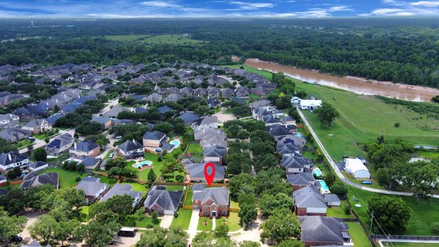 527 Little River Court, Richmond, TX 77406