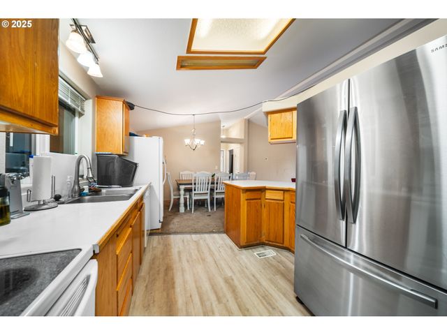 16500 Se 1ST St 22, Vancouver, WA 98684