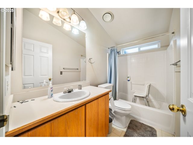 16500 Se 1ST St 22, Vancouver, WA 98684