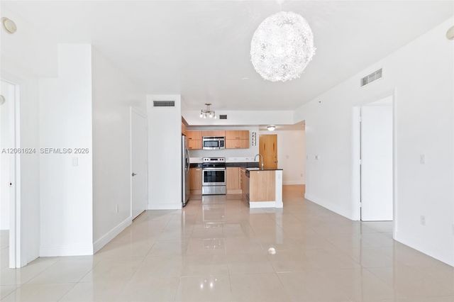 350 S Miami Ave 1805, Miami, FL 33130