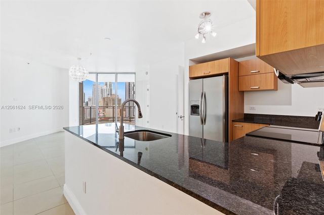 350 S Miami Ave 1805, Miami, FL 33130