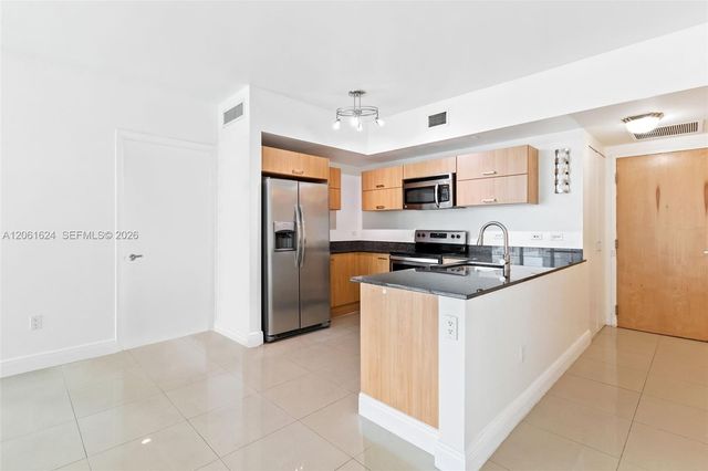 350 S Miami Ave 1805, Miami, FL 33130