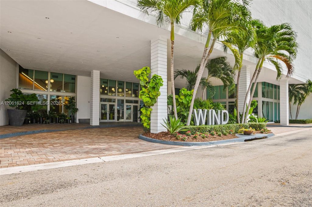 350 S Miami Ave 1805, Miami, FL 33130