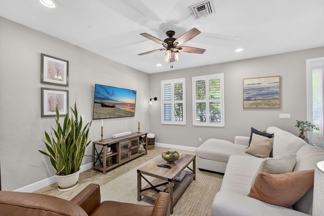 1122 Dakota Drive, Jupiter, FL 33458