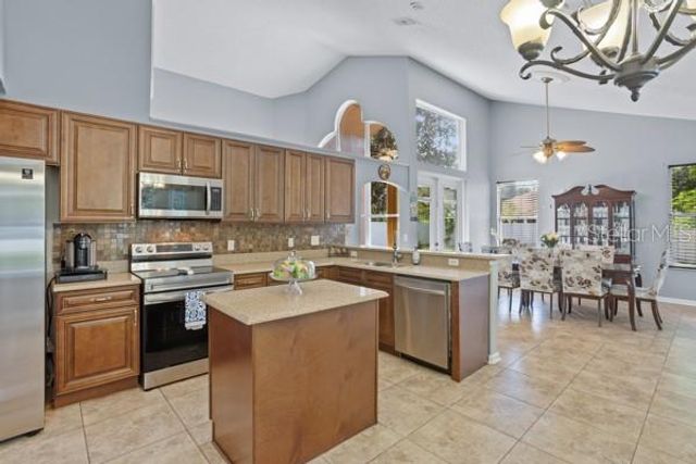 1025 OCEANBREEZE COURT, Orlando, FL 32828