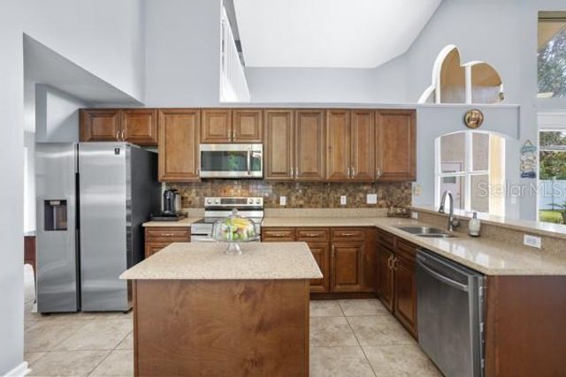 1025 OCEANBREEZE COURT, Orlando, FL 32828