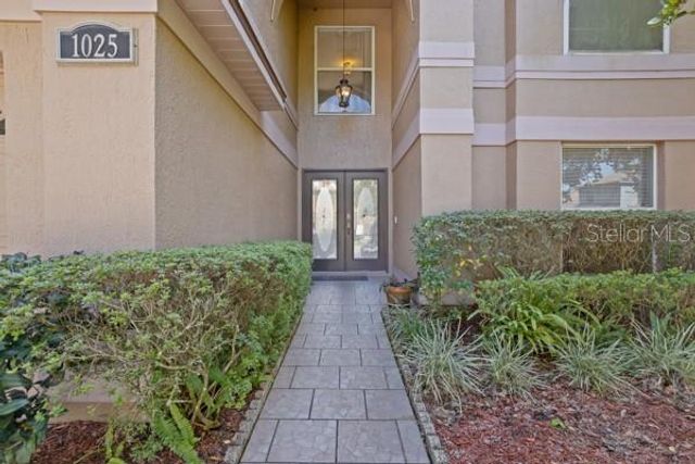 1025 OCEANBREEZE COURT, Orlando, FL 32828