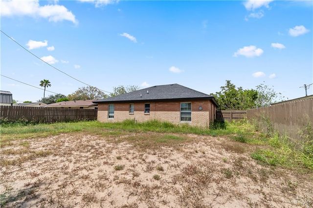 1708 Rio De Janeiro Street, Edinburg, TX 78539