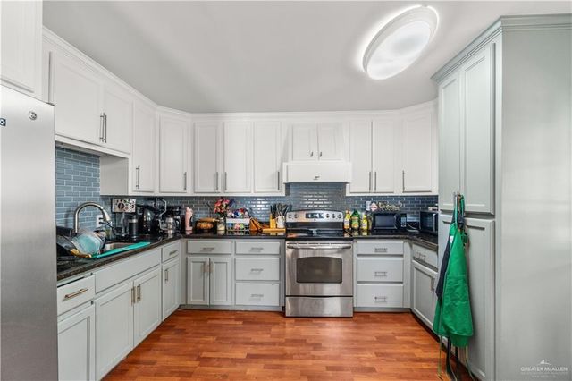 1708 Rio De Janeiro Street, Edinburg, TX 78539