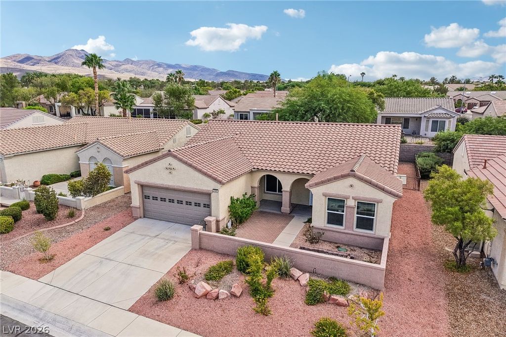 2565 Gilbertville Avenue, Henderson, NV 89052 — photo 2