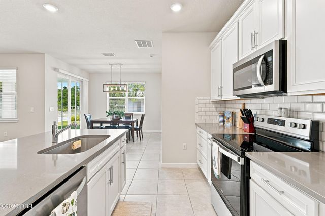 3545 Treetop Street, Deland, FL 32724