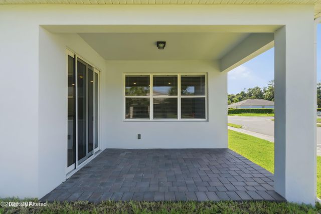 3545 Treetop Street, Deland, FL 32724