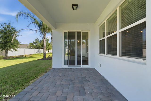3545 Treetop Street, Deland, FL 32724