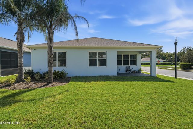 3545 Treetop Street, Deland, FL 32724
