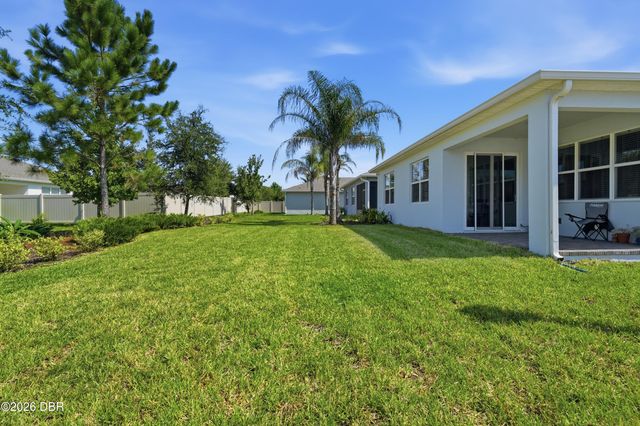 3545 Treetop Street, Deland, FL 32724