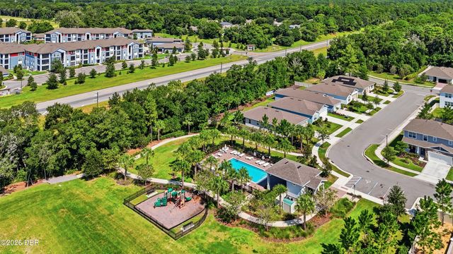3545 Treetop Street, Deland, FL 32724