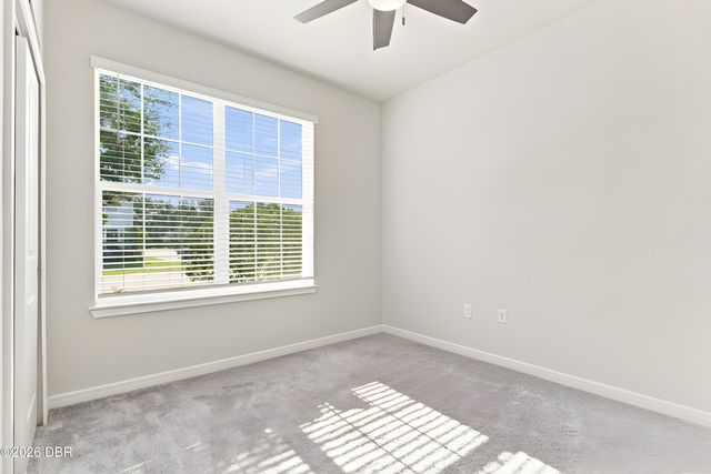 3545 Treetop Street, Deland, FL 32724