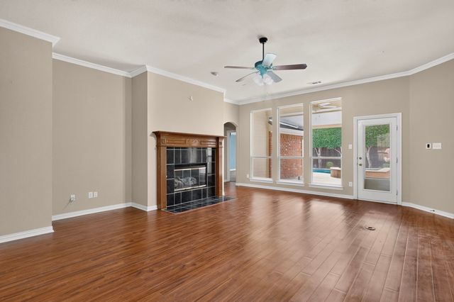 6400 Day Spring Drive, The Colony, TX 75056