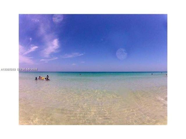 5880 Collins Ave 302, Miami Beach, FL 33140